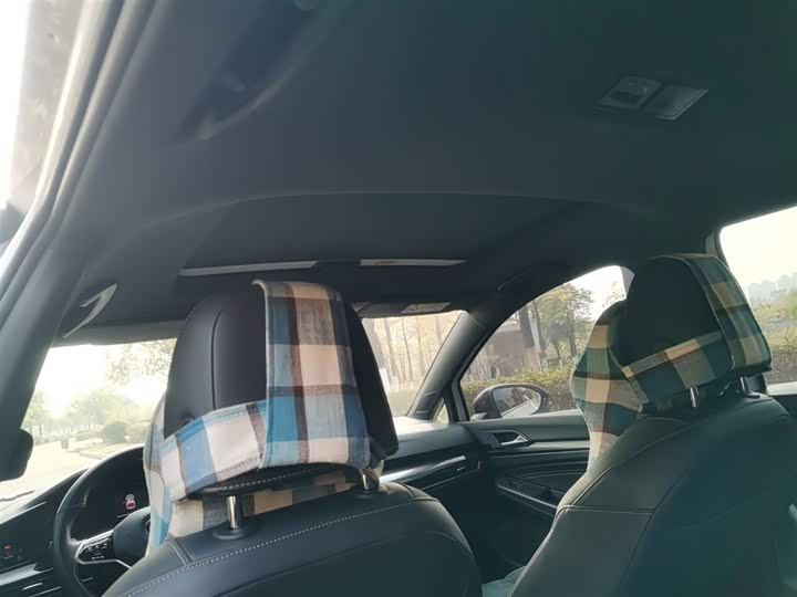 Фото 9 - Volkswagen Golf