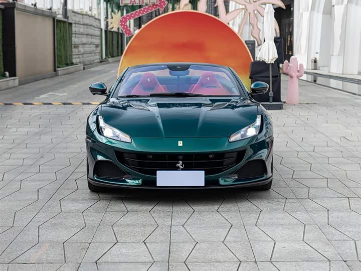 Фото 2 - Ferrari Portofino