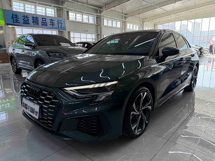 Фото 1 - Audi A3