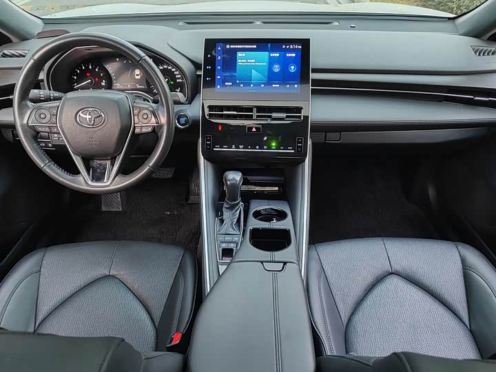 Фото 7 - Toyota Avalon