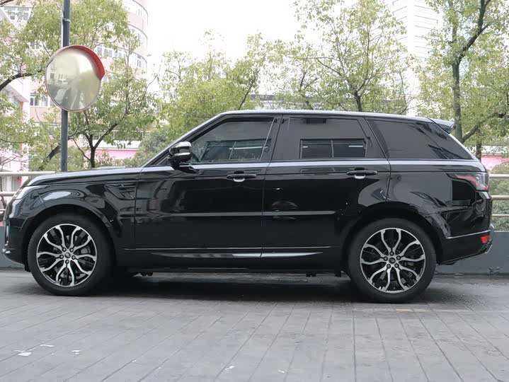 Фото 2 - Land Rover Range Rover Sport