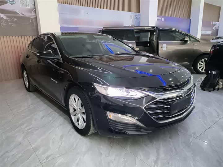 Фото 4 - Chevrolet Malibu XL