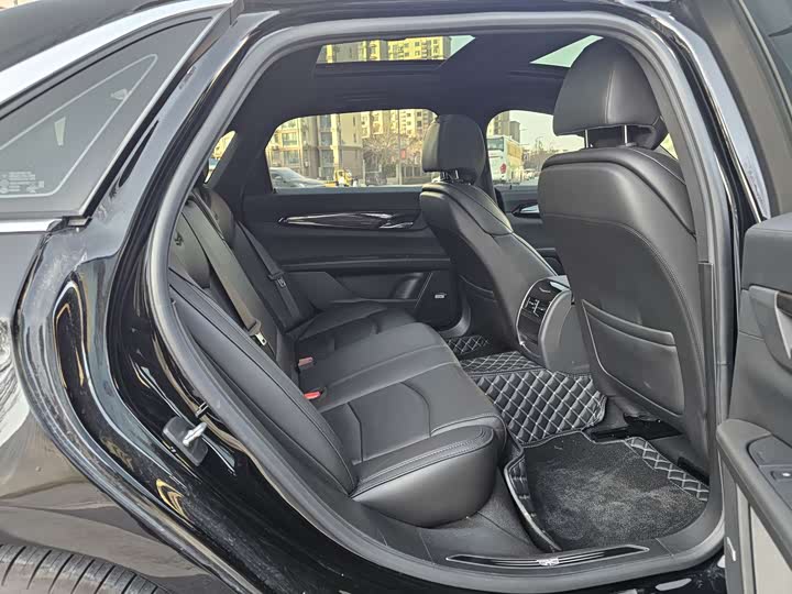 Фото 9 - Cadillac CT6