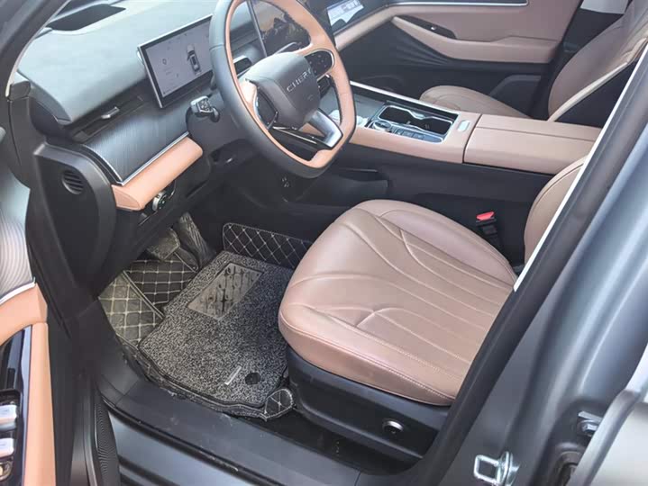 Фото 9 - Chery Tiggo 8L