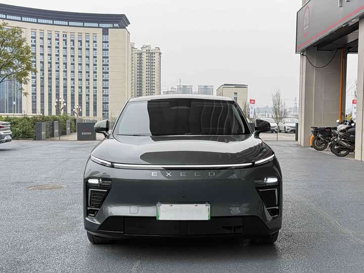 Фото 8 - Exeed Sterra ET