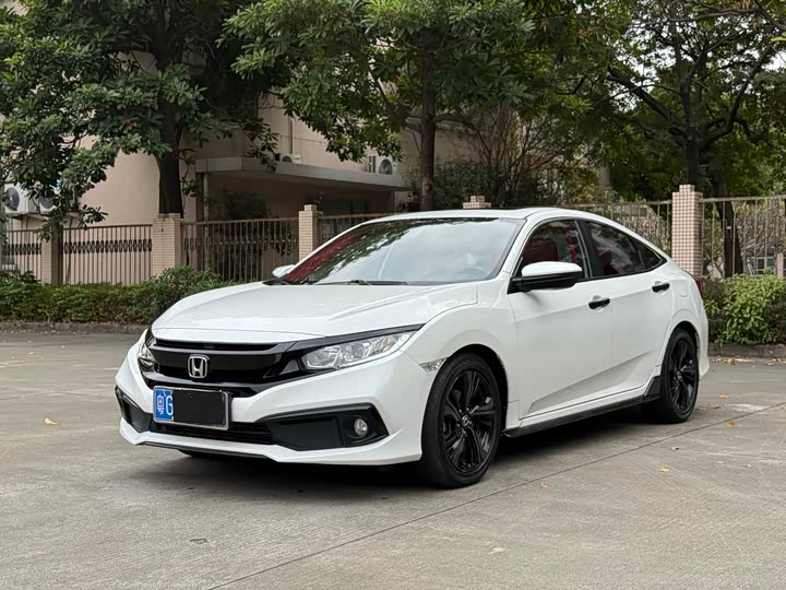 Фото 1 - Honda Civic