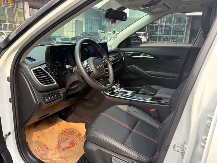 Фото 5 - Kia KX3