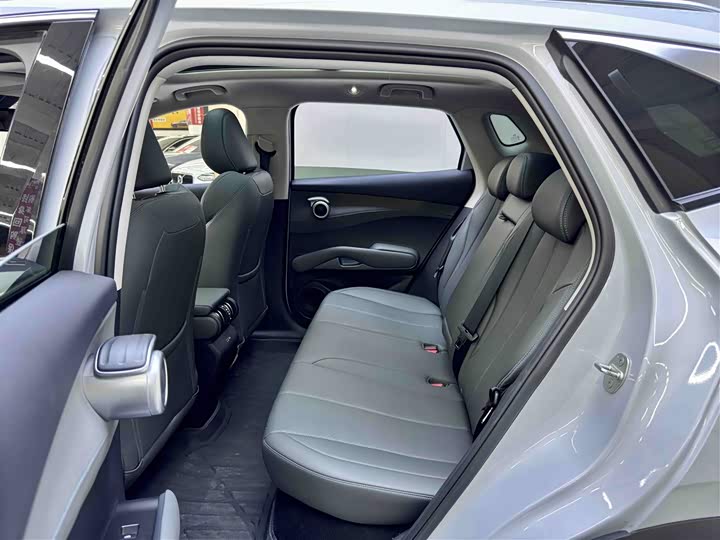 Фото 7 - BYD Yuan Plus