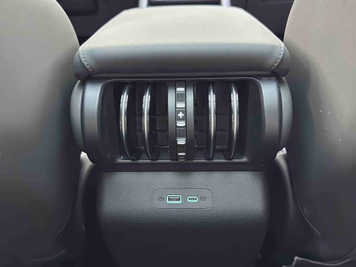 Фото 9 - BYD Yuan Plus