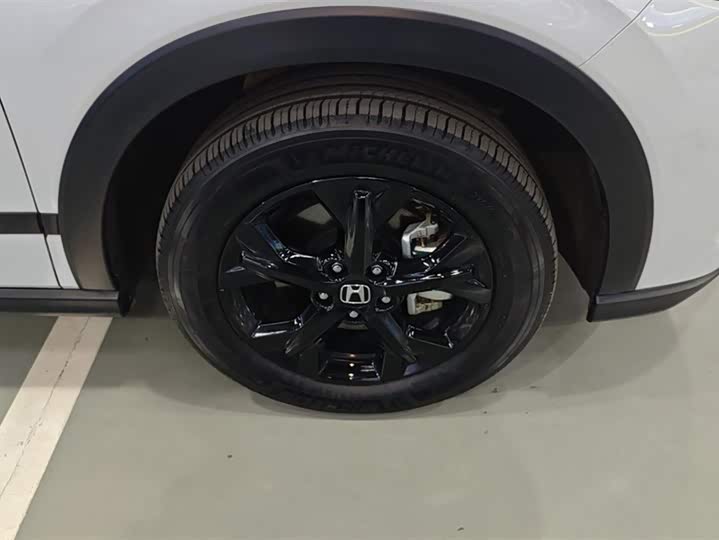 Фото 6 - Honda HR-V