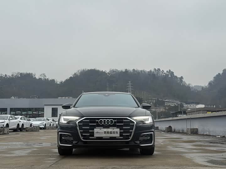 Фото 2 - Audi A6L