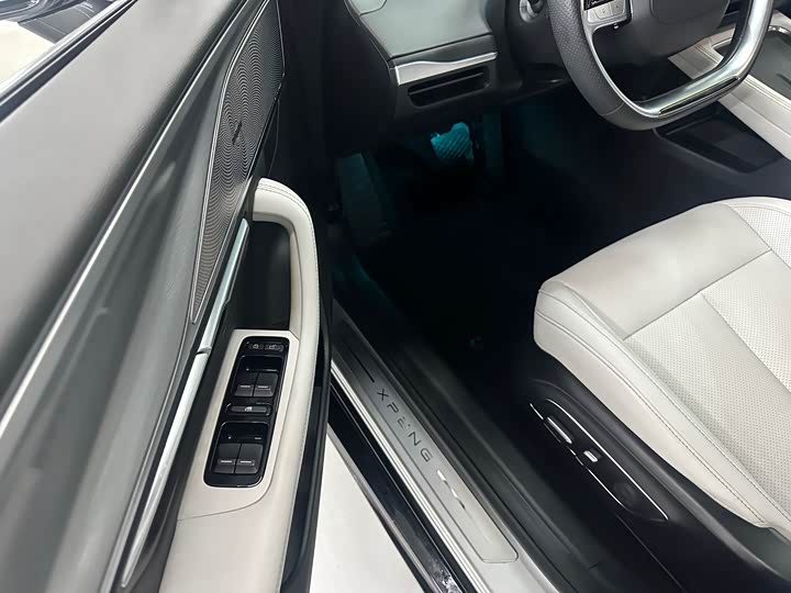 Фото 5 - XPeng P7