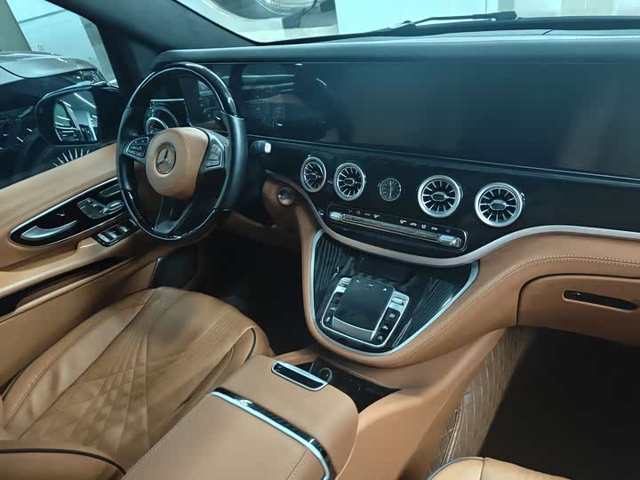 Фото 9 - Mercedes-Benz Vito