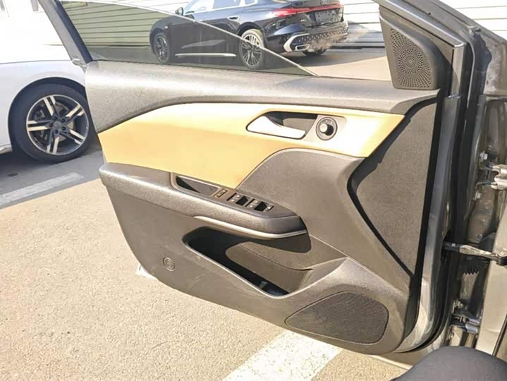 Фото 7 - Chevrolet Monza