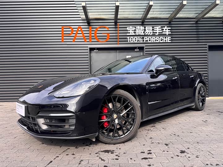 Фото 1 - Porsche Panamera