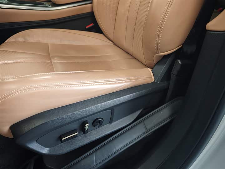 Фото 7 - Nio ES8