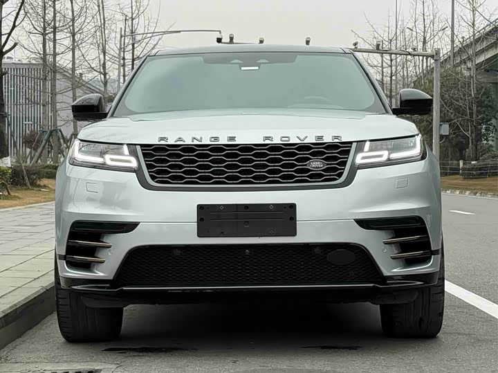 Фото 2 - Land Rover Range Rover Velar