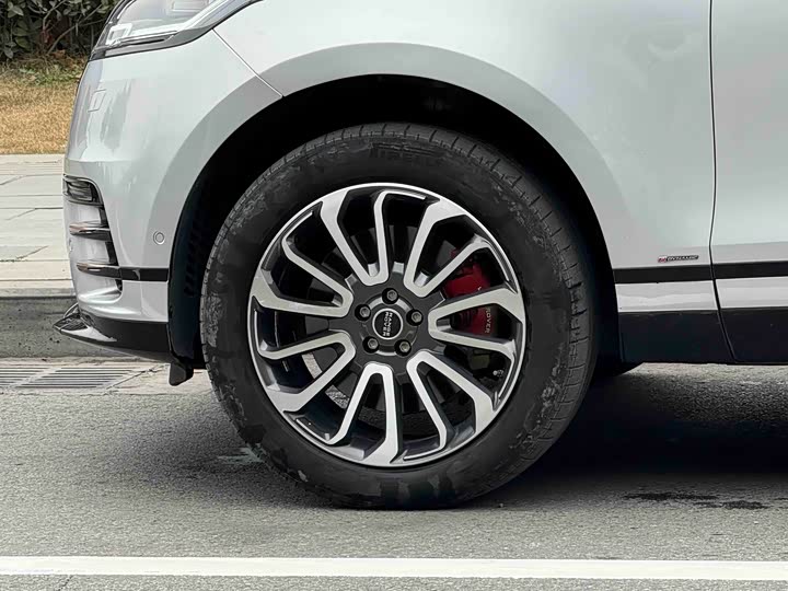 Фото 5 - Land Rover Range Rover Velar