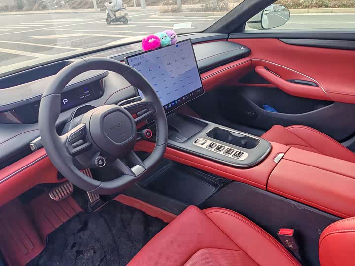 Фото 8 - Xiaomi SU7