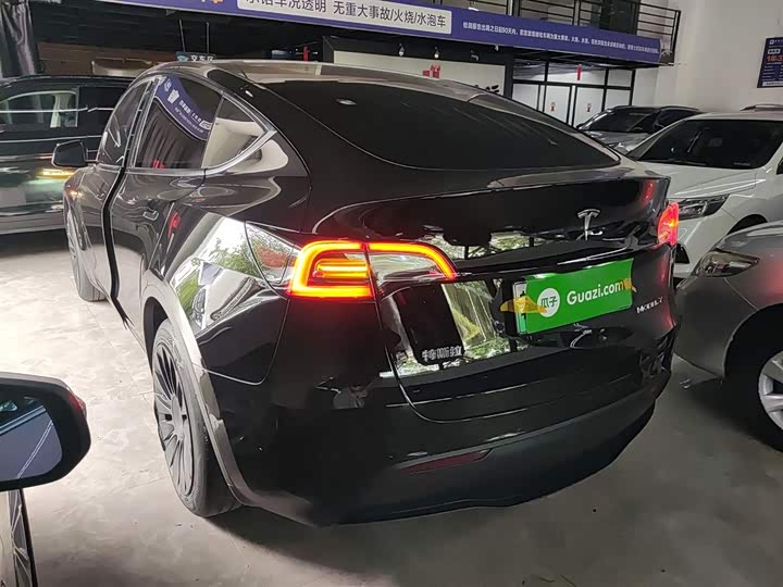 Фото 5 - Tesla Model Y