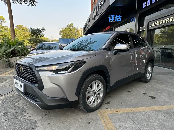 Фото 1 - Toyota Corolla Cross