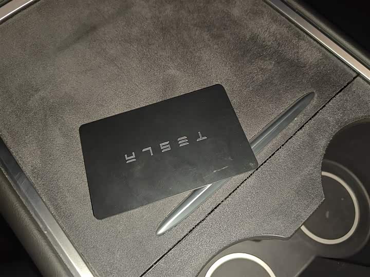 Фото 9 - Tesla Model Y