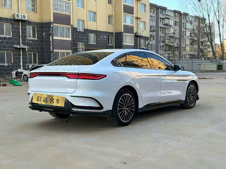 Фото 4 - BYD Han