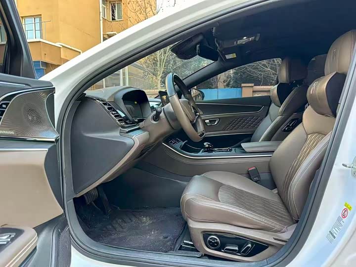 Фото 5 - BYD Han