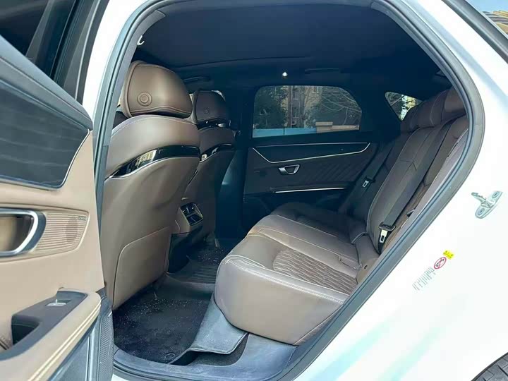 Фото 6 - BYD Han