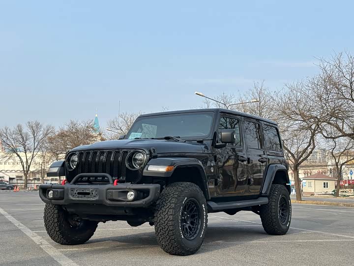 Фото 1 - Jeep Wrangler