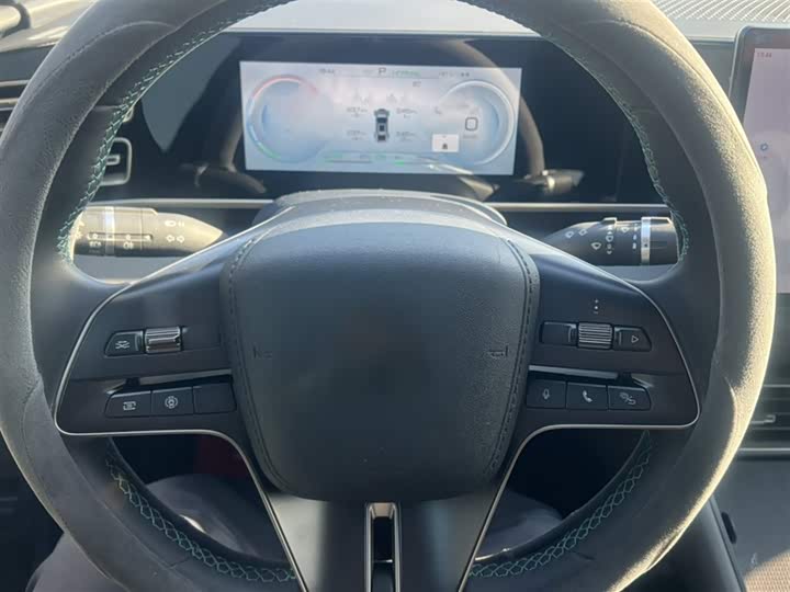 Фото 3 - BYD Qin L