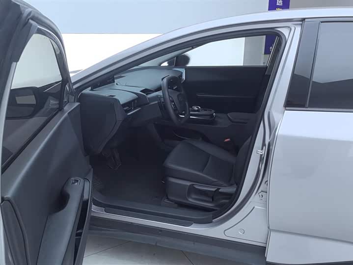 Фото 9 - Toyota bZ3