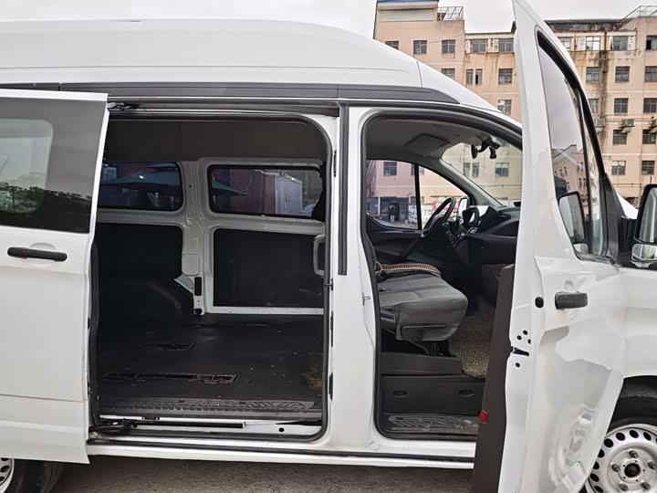 Фото 7 - Ford Transit