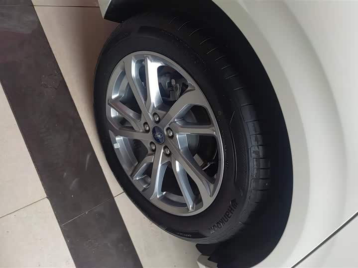 Фото 6 - Ford Mondeo