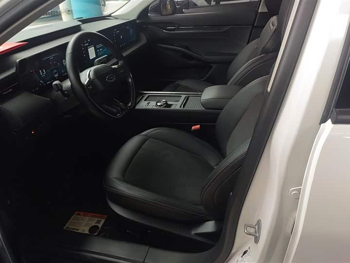 Фото 9 - Ford Mondeo