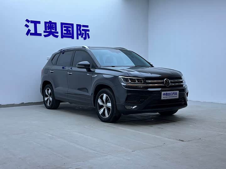 Фото 3 - Volkswagen Tharu