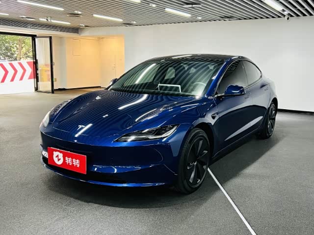 Фото 1 - Tesla Model 3