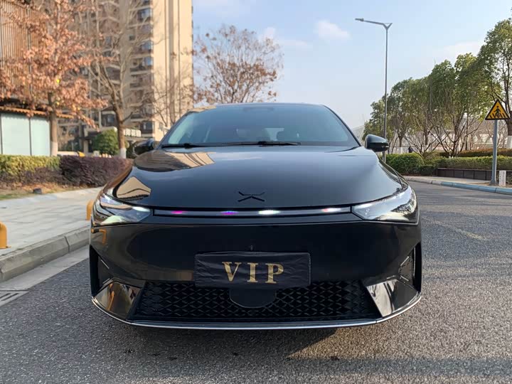 Фото 2 - XPeng P5