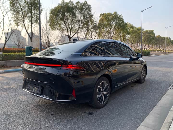 Фото 8 - XPeng P5