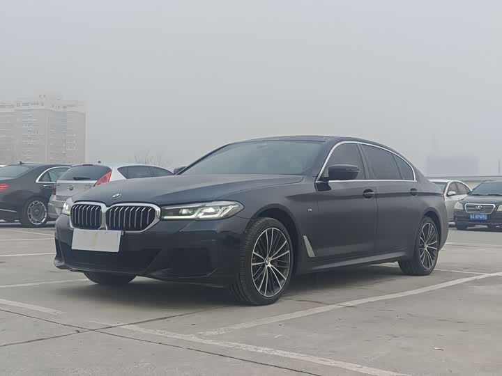 Фото 1 - BMW 5 Series