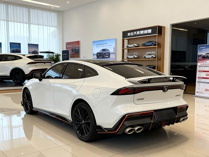 Фото 6 - Changan UNI-V