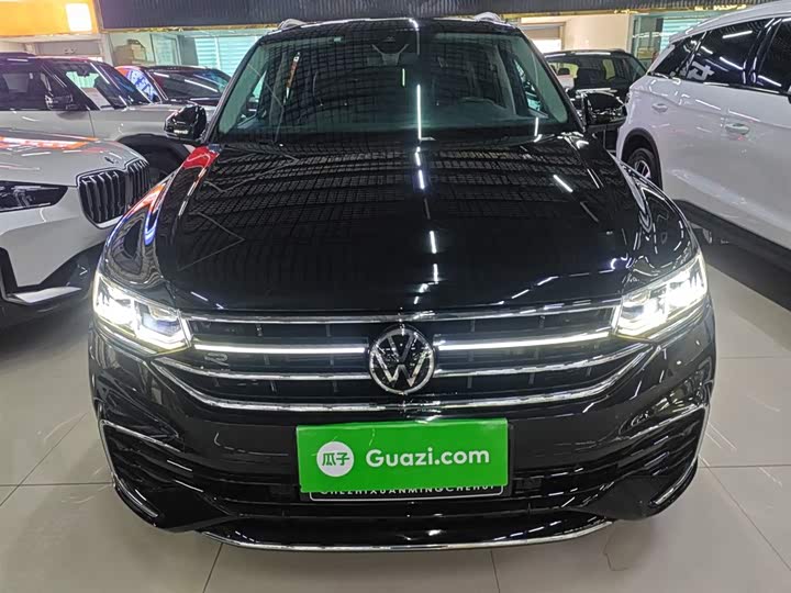 Фото 3 - Volkswagen Tiguan L Pro