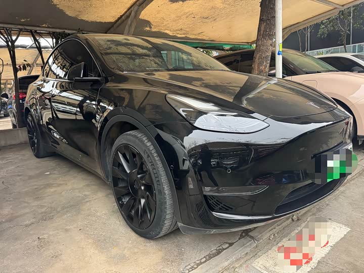 Фото 3 - Tesla Model Y