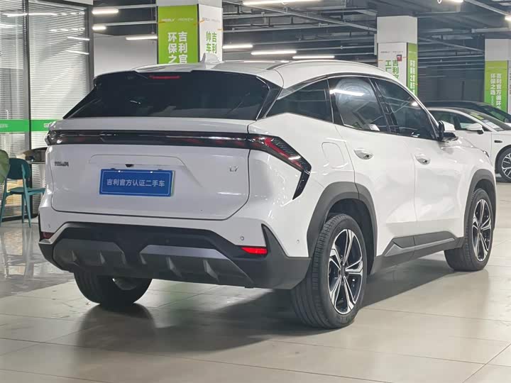 Фото 5 - Geely Galaxy L7