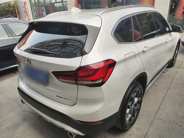 Фото 7 - BMW X1