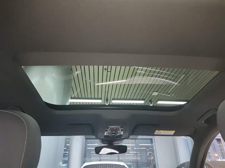 Фото 8 - Audi A6L