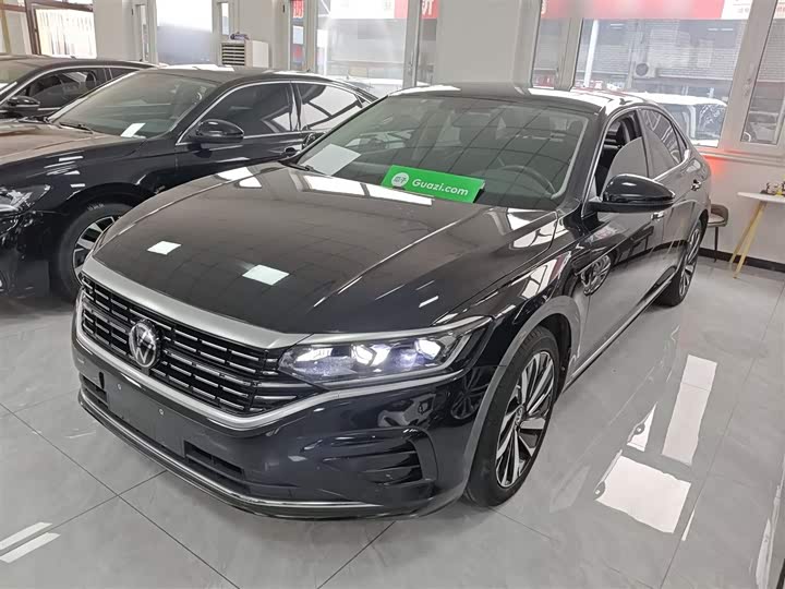 Фото 2 - Volkswagen Passat