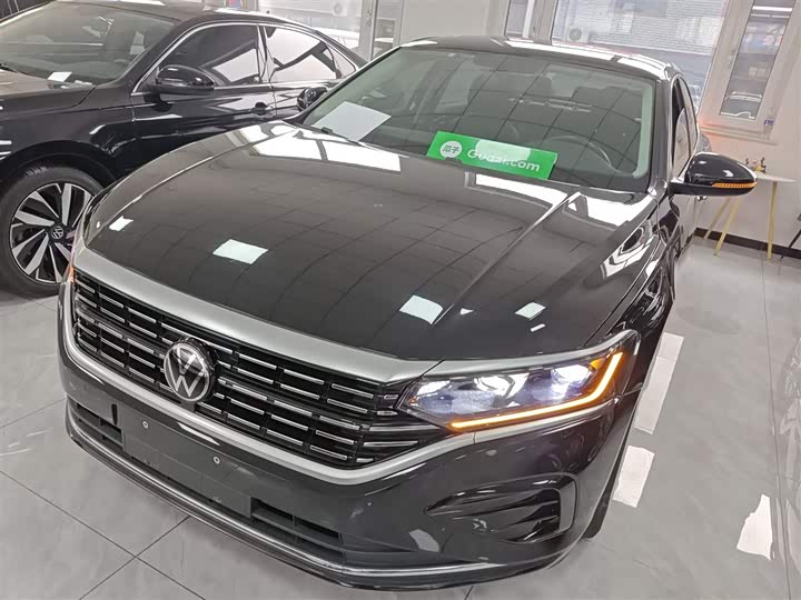 Фото 3 - Volkswagen Passat