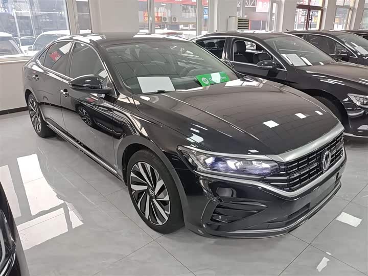 Фото 4 - Volkswagen Passat