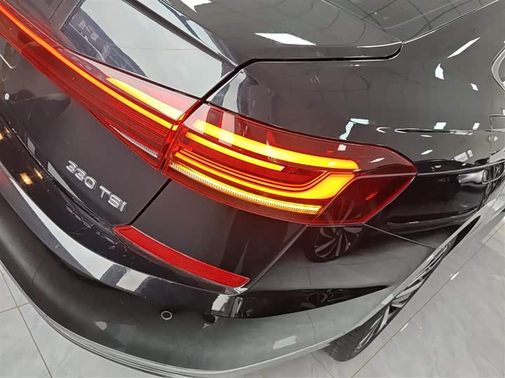 Фото 8 - Volkswagen Passat